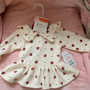 NWT!! Cute fuzzy baby girls dress with thick tights!